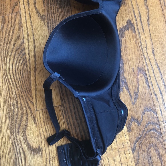 Warner’s Strapless Black Bra - Picture 8 of 13